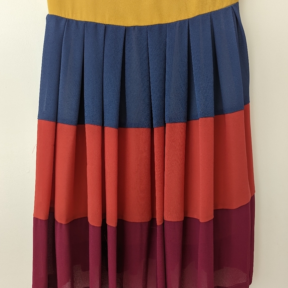 Multi-Color Dress - Picture 3 of 3